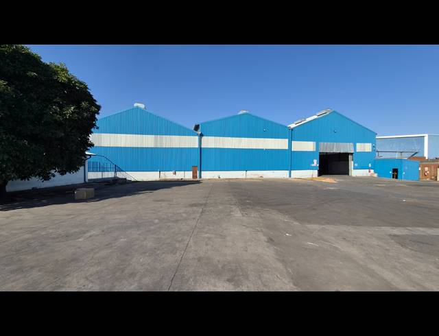 2,641M² WAREHOUSE TO LET IN LILIANTON